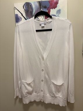 Liz Claiborne white light weight cardigan